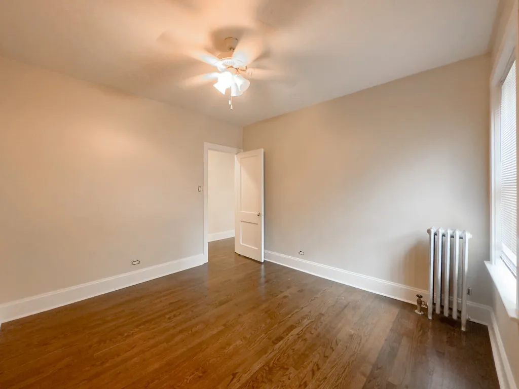 1364 E 52nd St, , 60615, USA 60615-unit#3W-Chicago-IL