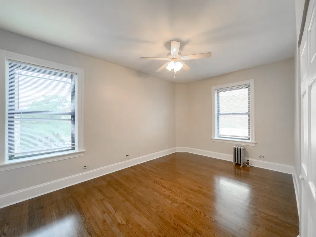 1364 E 52nd St, , 60615, USA 60615-unit#3W-Chicago-IL