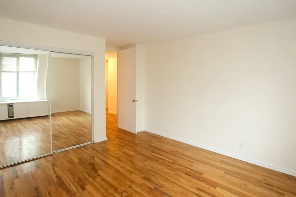 4600 N Clarendon Ave, , 60640, USA 60640-unit#906-Chicago-IL