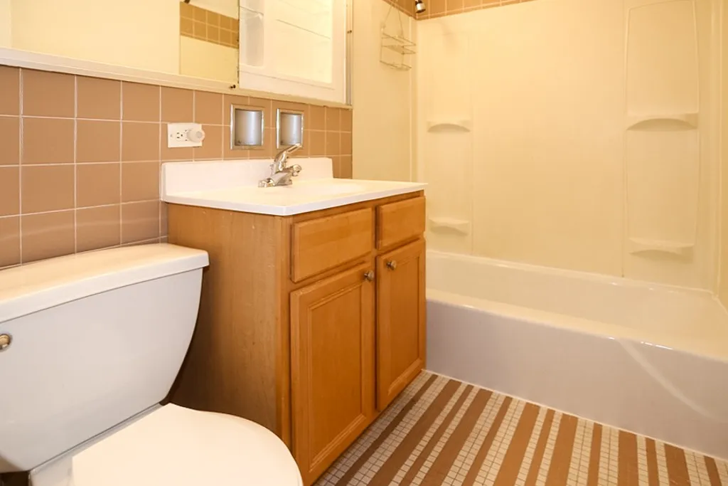 4600 N Clarendon Ave, , 60640, USA 60640-unit#906-Chicago-IL