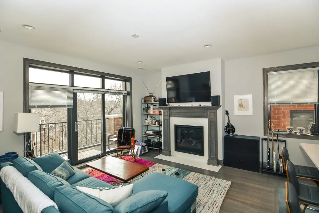 4324 N Ashland Ave, ,  60613, USA 60613-unit#1-Chicago-IL