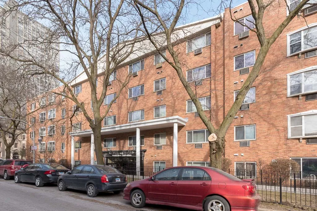 3825 N Pine Grove Ave, , 60613, USA 60613-unit#207-Chicago-IL