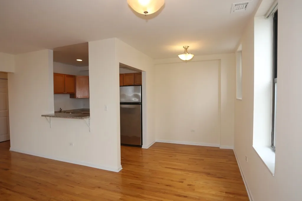 4607 N Sheridan Rd, ,  60640, USA 60640-unit#807-Chicago-IL