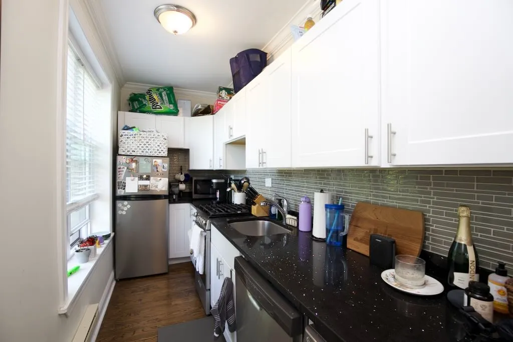 923 W Waveland Ave, ,  60613, USA 60657-unit#3B-Chicago-IL