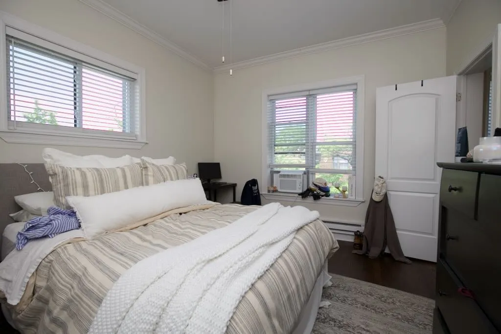 923 W Waveland Ave, ,  60613, USA 60657-unit#3B-Chicago-IL