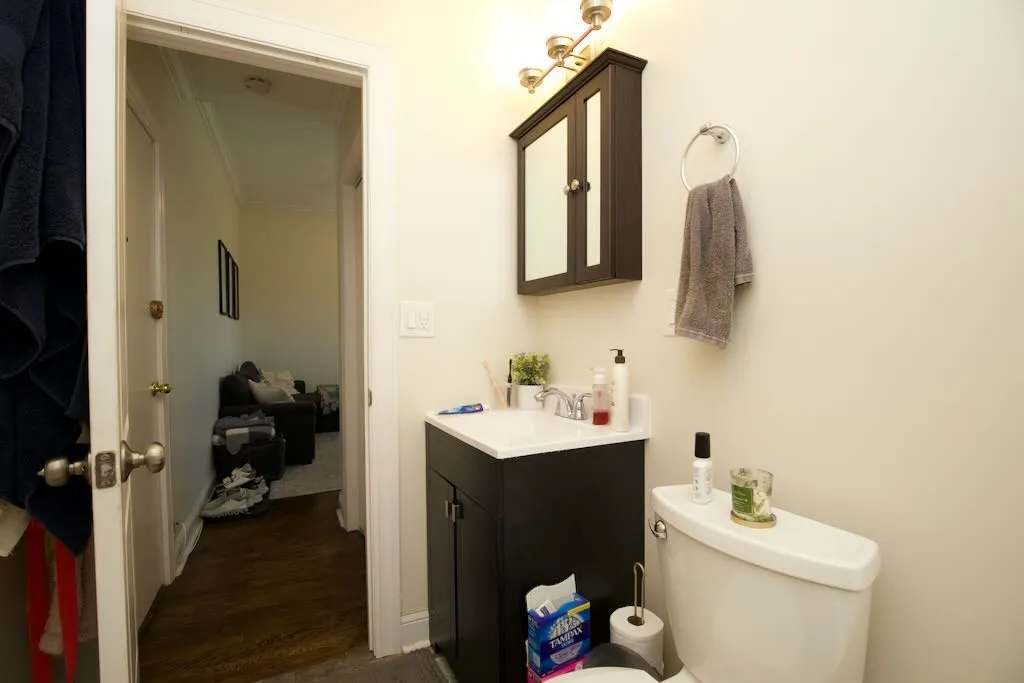 923 W Waveland Ave, ,  60613, USA 60657-unit#3B-Chicago-IL