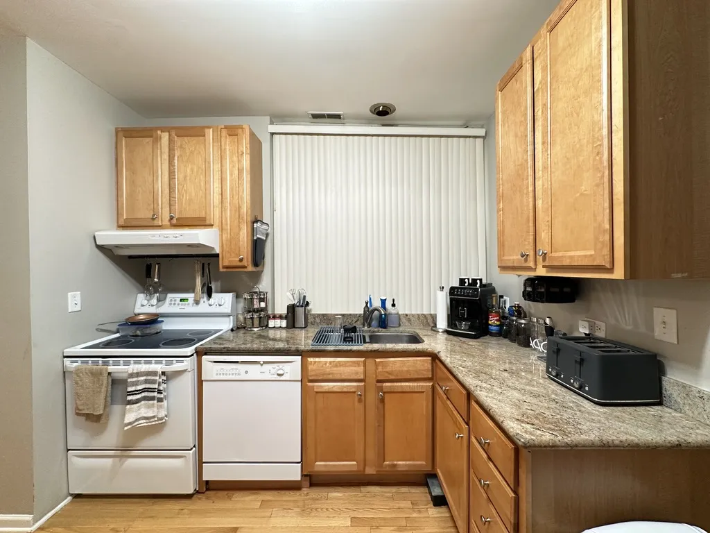 3650 W George St, ,  60618, USA 60618-unit#1F-Chicago-IL