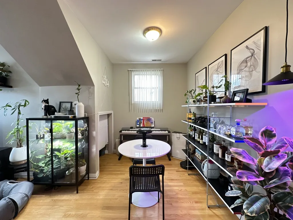 3650 W George St, ,  60618, USA 60618-unit#1F-Chicago-IL