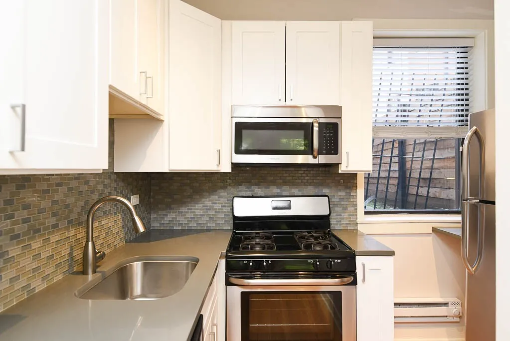 2420 N Kedzie Blvd, ,  60647, USA 60647-unit#B11-Chicago-IL
