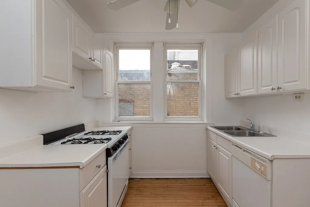 4409 N Kenneth Ave, , 60630, USA 60630-unit#1A-Chicago-IL