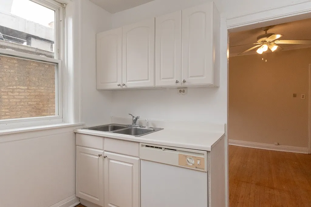 4409 N Kenneth Ave, , 60630, USA 60630-unit#1A-Chicago-IL