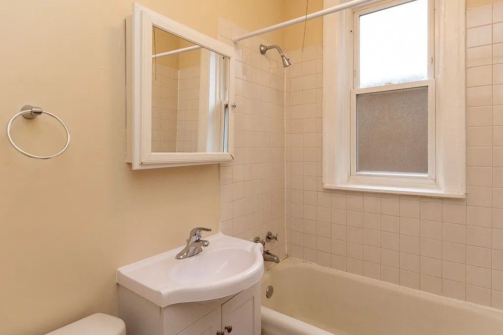 4409 N Kenneth Ave, , 60630, USA 60630-unit#1A-Chicago-IL