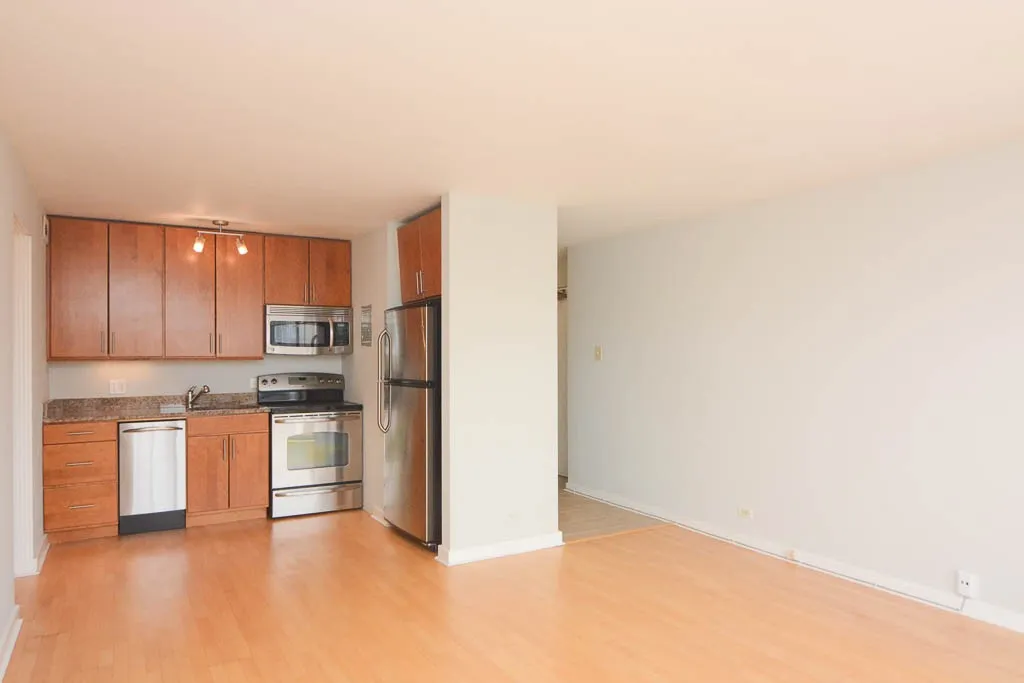 445 W Wellington Ave, , 60657, USA 60657-unit#15C-Chicago-IL