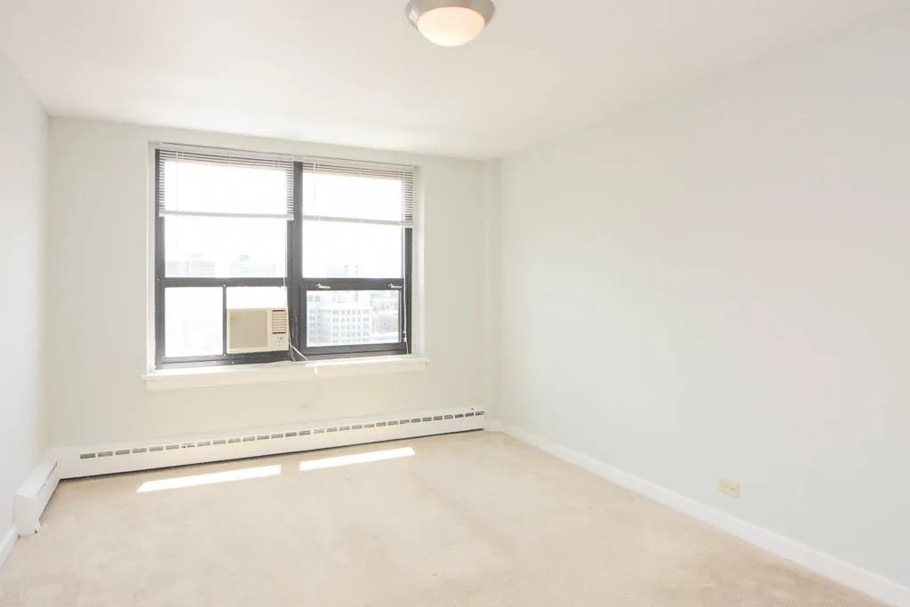 445 W Wellington Ave, , 60657, USA 60657-unit#15C-Chicago-IL