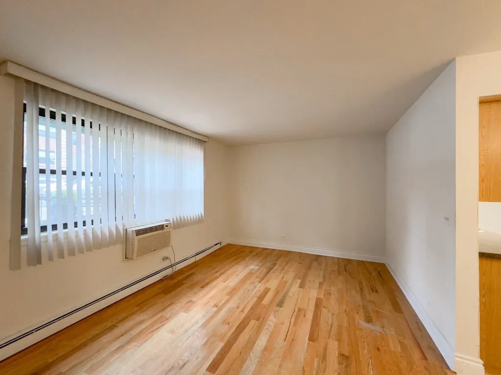 530 W Aldine Ave, ,  60657, USA 60657-unit#103-Chicago-IL