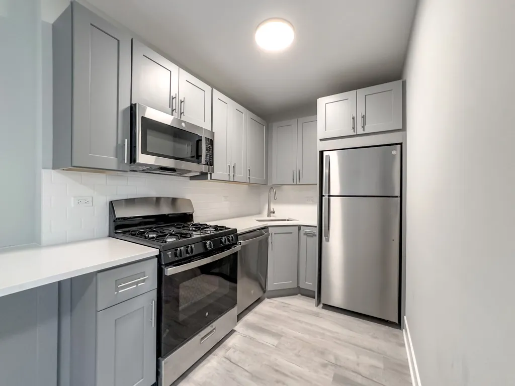 373 Hazel Ave, ,  60022, USA 60022-unit#2B-Glencoe-IL