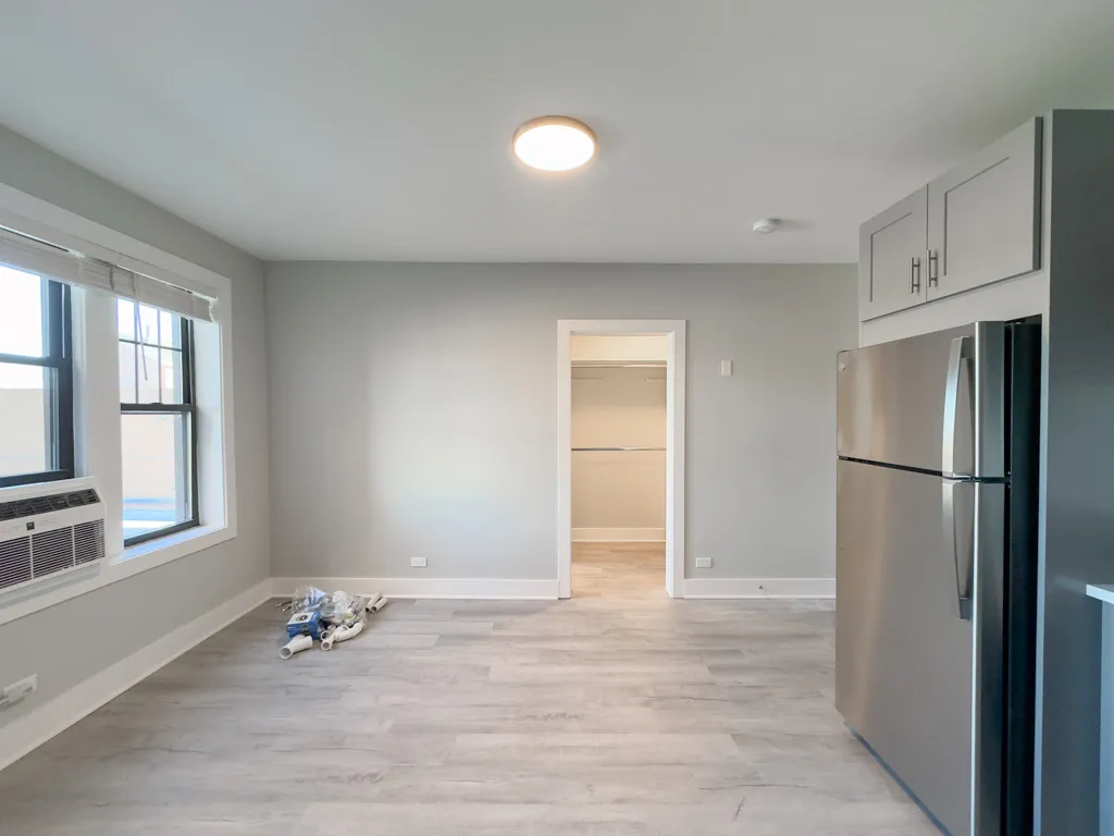 373 Hazel Ave, ,  60022, USA 60022-unit#4C-Glencoe-IL