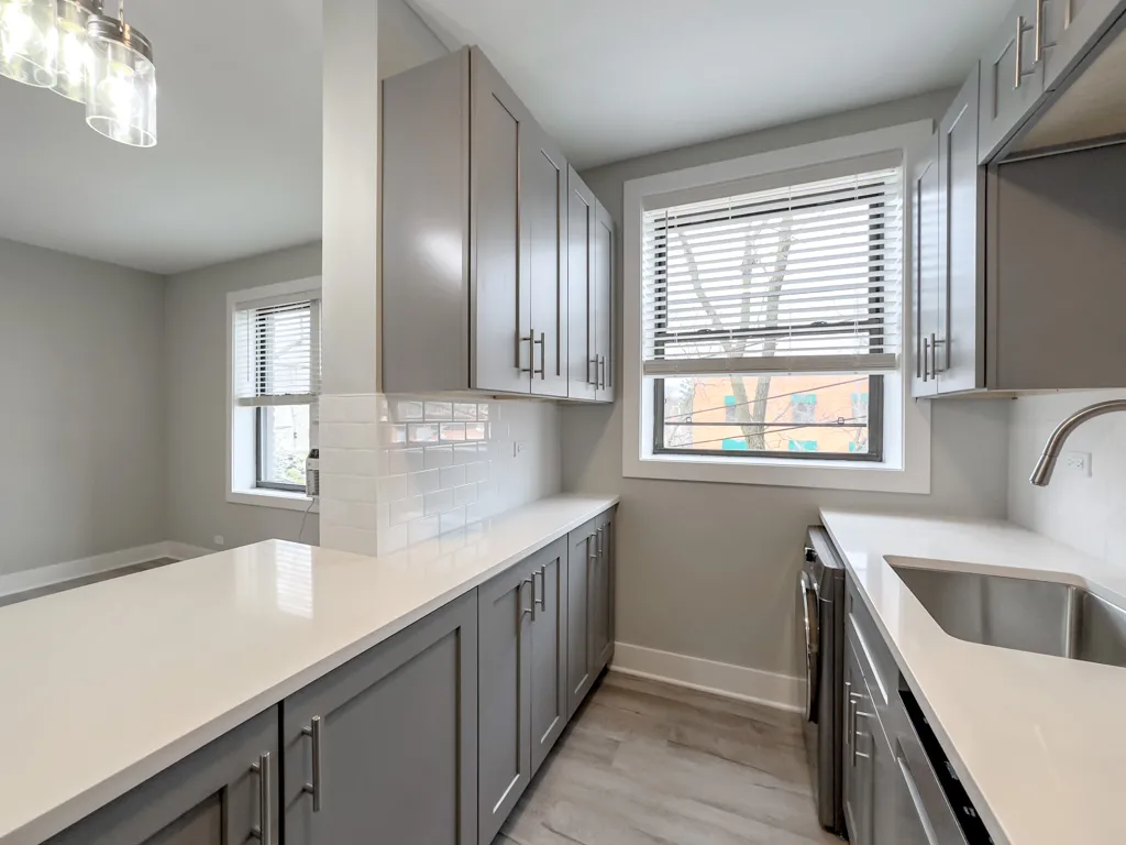 373 Hazel Ave, Glencoe, 60022, USA 60022-unit#5C-Chicago-IL