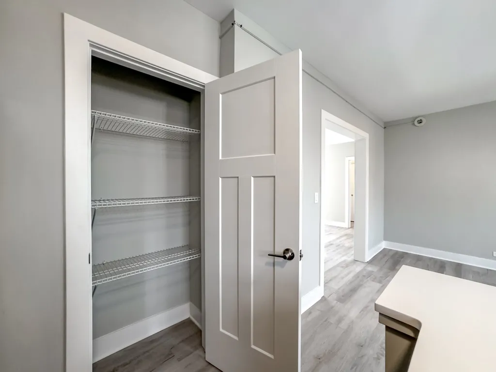 373 Hazel Ave, Glencoe, 60022, USA 60022-unit#5C-Chicago-IL