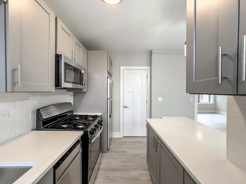 373 Hazel Ave, Glencoe, 60022, USA 60022-unit#5C-Chicago-IL