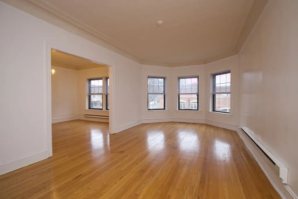 1305 Oak Ave, Evanston,  60201, USA 60201-unit#2W-Chicago-IL