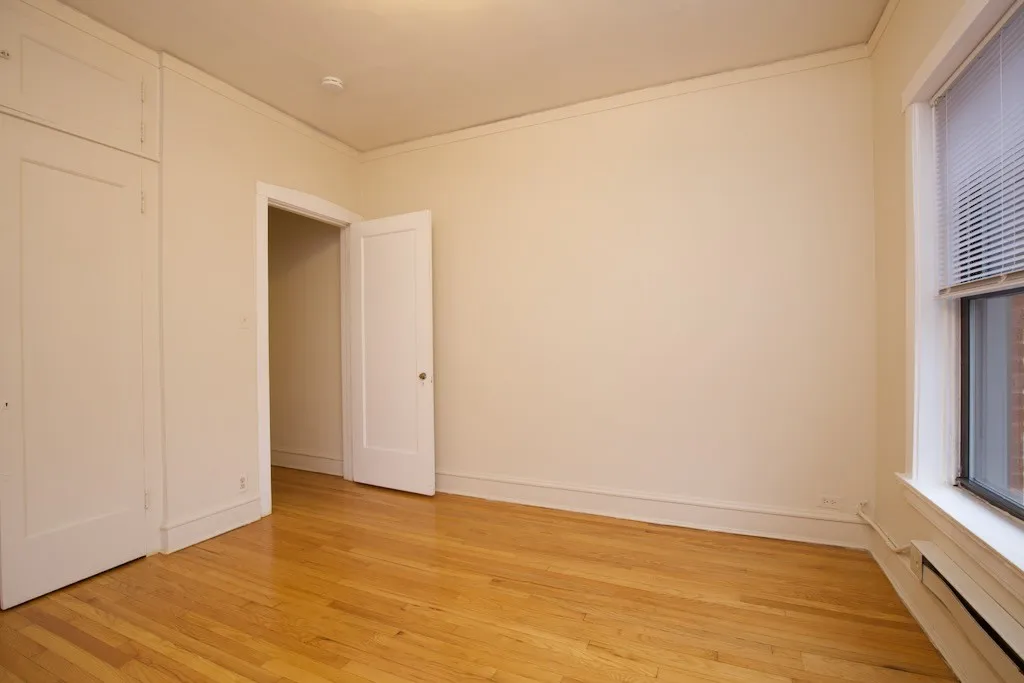 1305 Oak Ave, Evanston,  60201, USA 60201-unit#2W-Chicago-IL