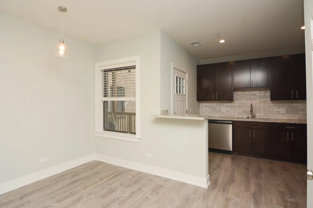 1147 Maple Ave, ,  60202, USA 60202-unit#2-Evanston-IL