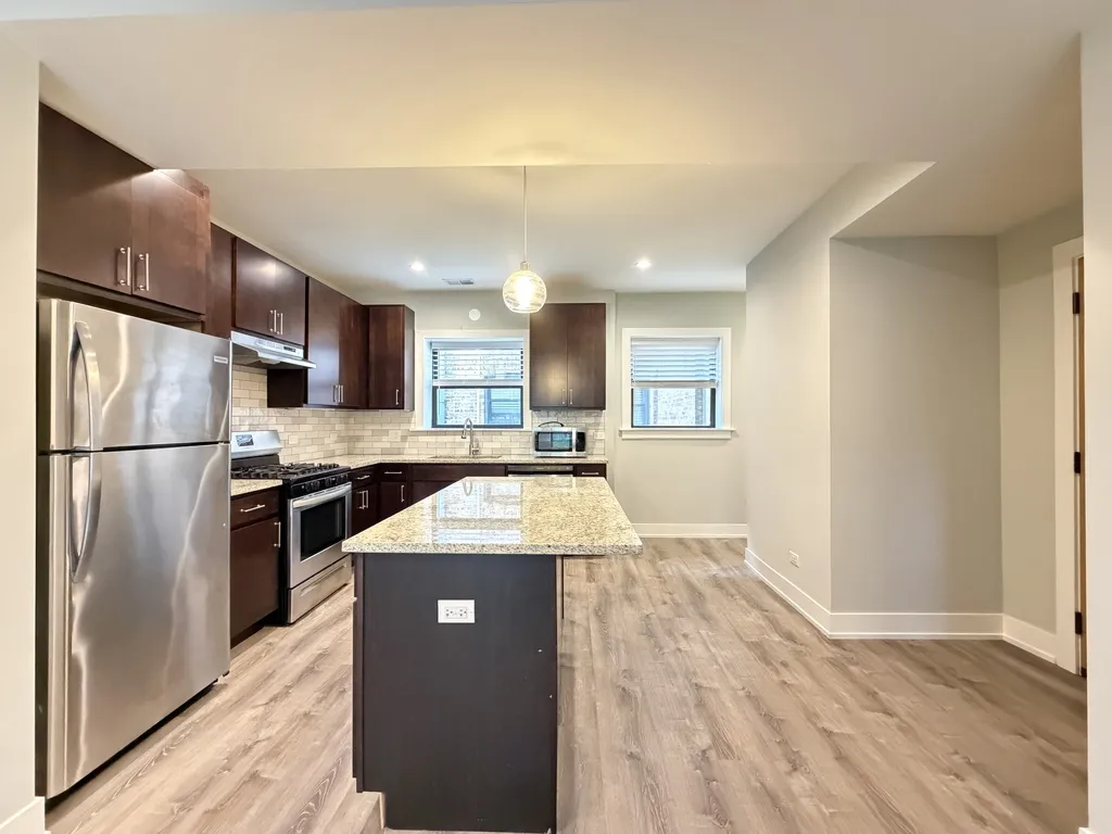 916 Crain St, , 60202, USA 60202-unit#2-Evanston-IL