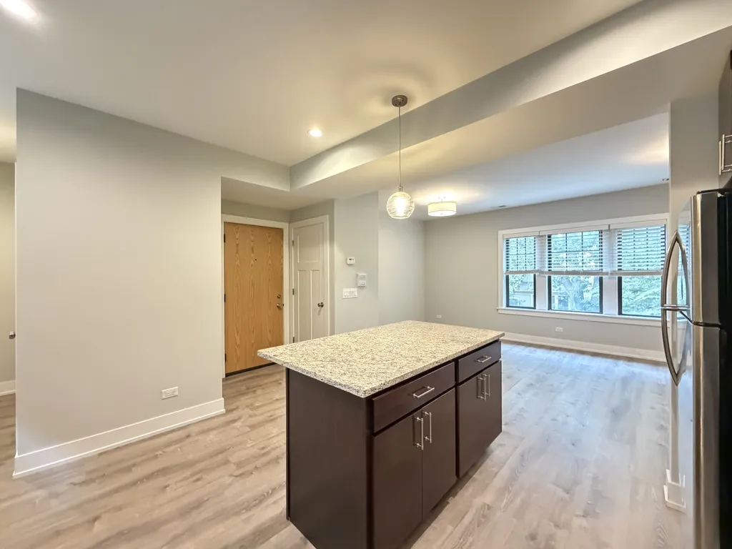 916 Crain St, , 60202, USA 60202-unit#2-Evanston-IL
