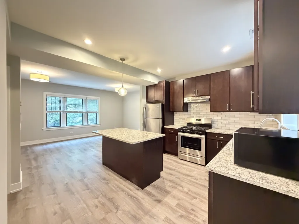 916 Crain St, , 60202, USA 60202-unit#2-Evanston-IL