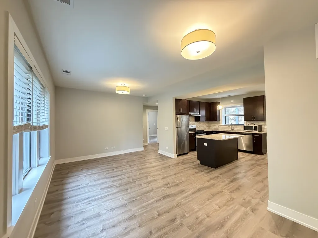 916 Crain St, , 60202, USA 60202-unit#2-Evanston-IL