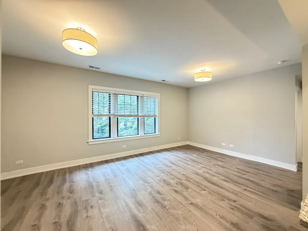 916 Crain St, , 60202, USA 60202-unit#2-Evanston-IL