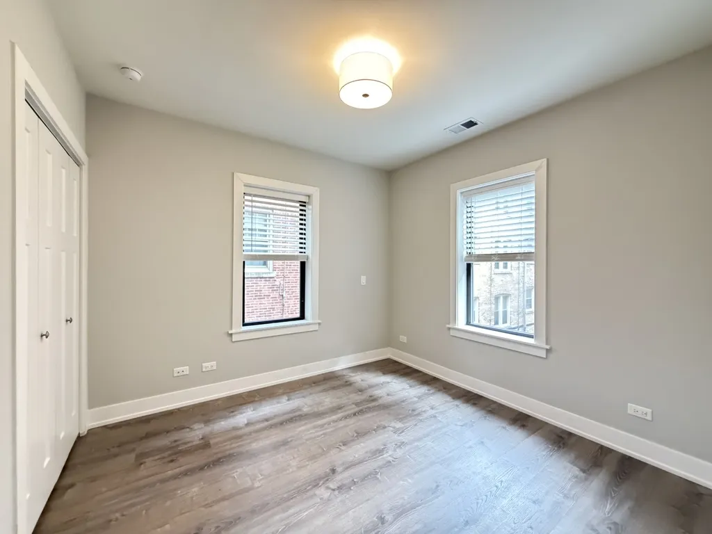 916 Crain St, , 60202, USA 60202-unit#2-Evanston-IL