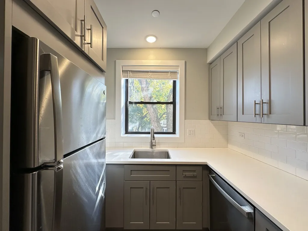 1135 Oak Ave, ,  60202, USA 60202-unit#2E-Evanston-IL