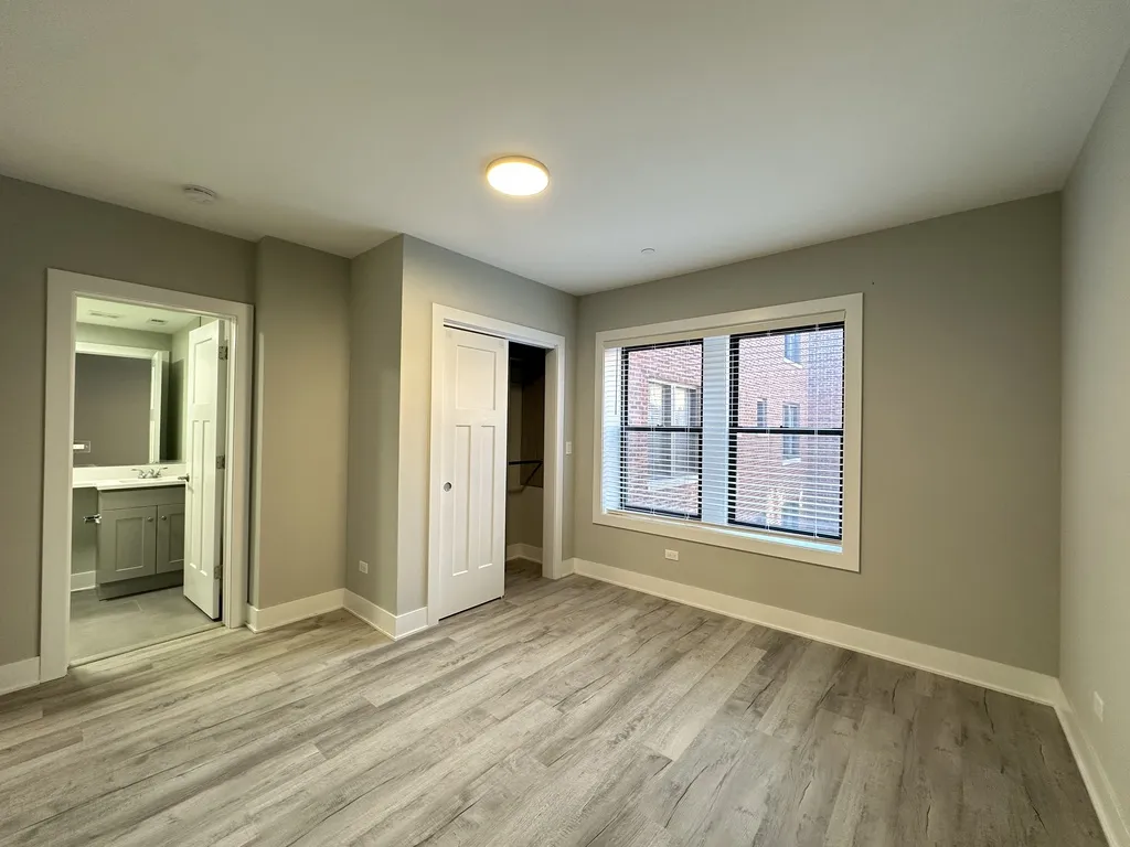 1135 Oak Ave, ,  60202, USA 60202-unit#2E-Evanston-IL
