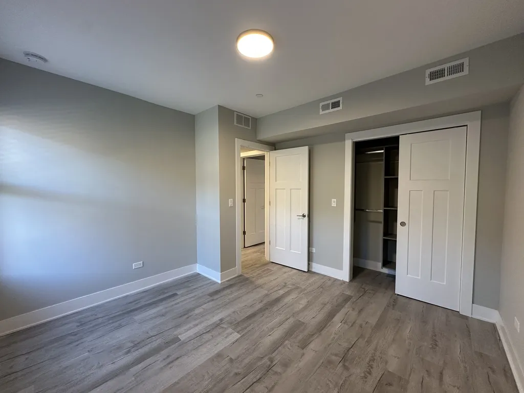 1135 Oak Ave, ,  60202, USA 60202-unit#2E-Evanston-IL