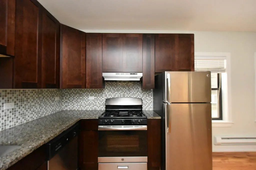 817 Elm St, Winnetka, 60093, USA 60093-unit#205-Chicago-IL