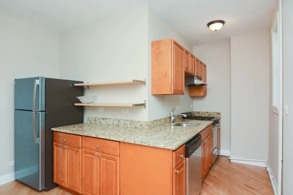 Green Bay Rd & Ave, , 60093, USA 60093-unit#A11-Winnetka-IL