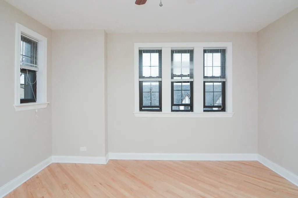 Green Bay Rd & Ave, , 60093, USA 60093-unit#A11-Winnetka-IL