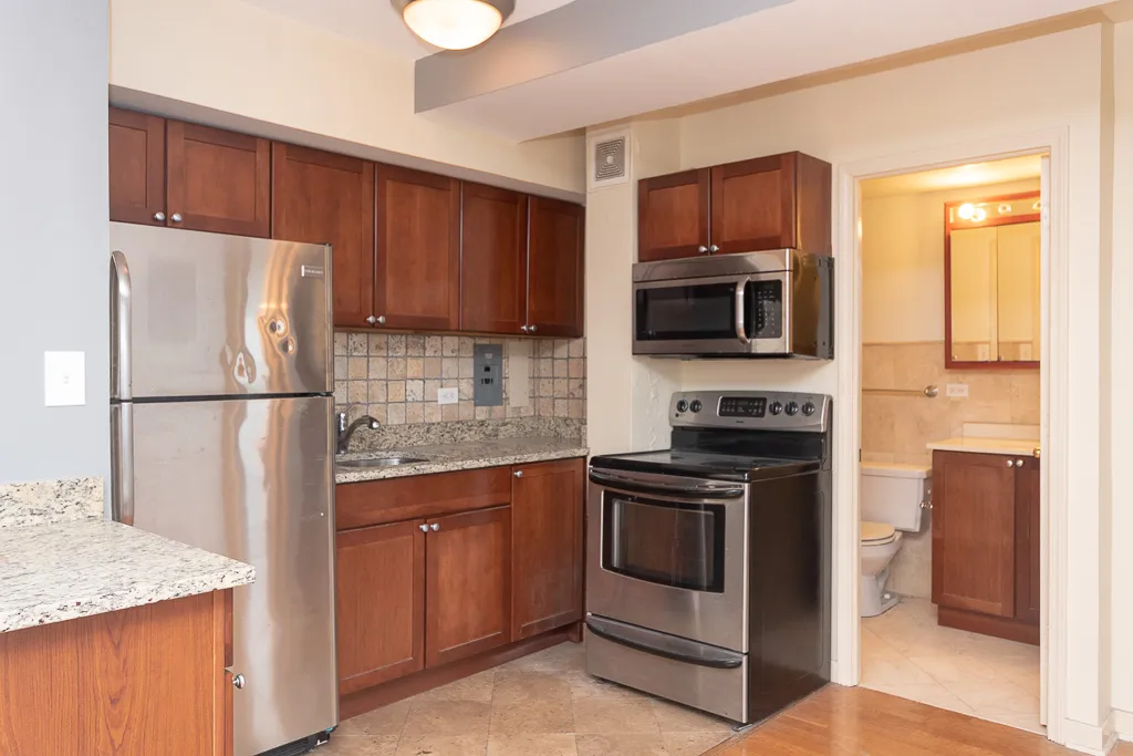 4180 N Marine Dr, , 60613, USA 60613-unit#706-Chicago-IL