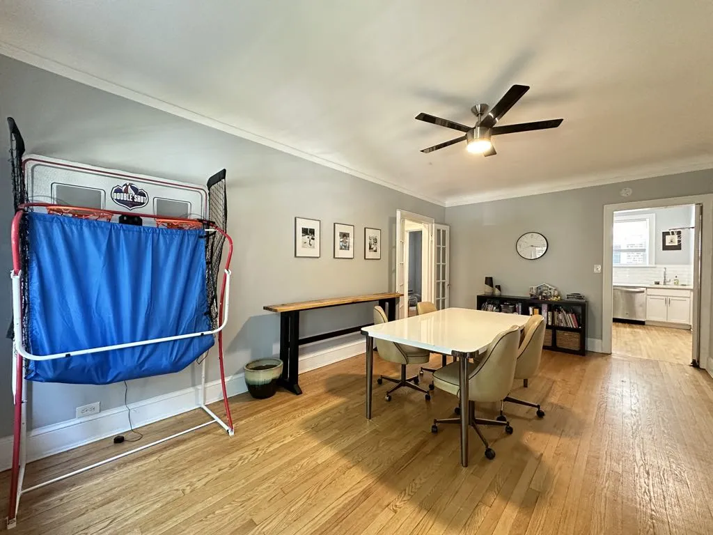 805 Judson Ave, Evanston, 60202, USA 60202-unit#2-Chicago-IL