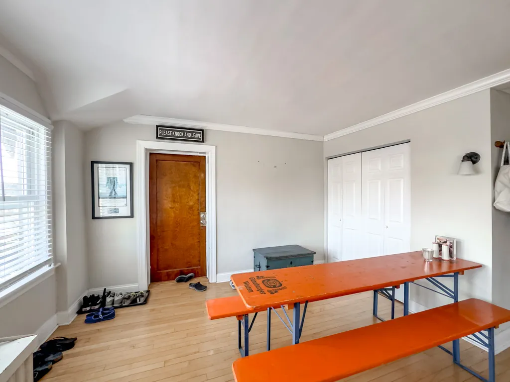 733 Elm St, Winnetka,  60093, USA 60093-unit#302-Chicago-IL