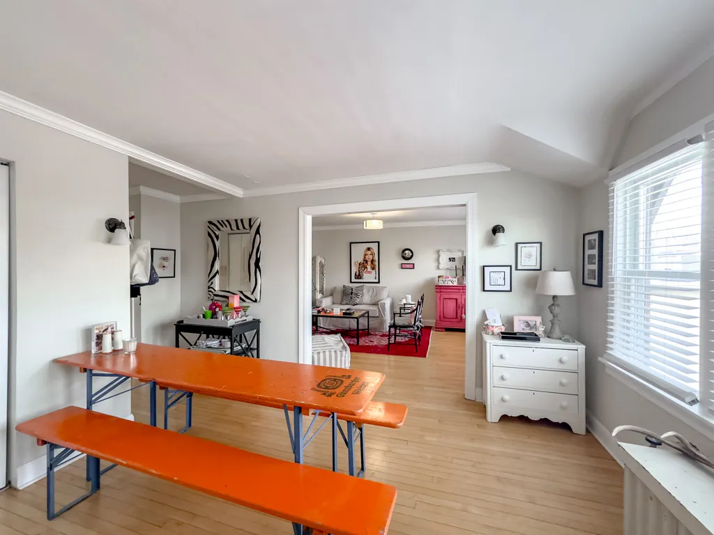 733 Elm St, Winnetka, 60093, USA 60093-unit#302-Chicago-IL