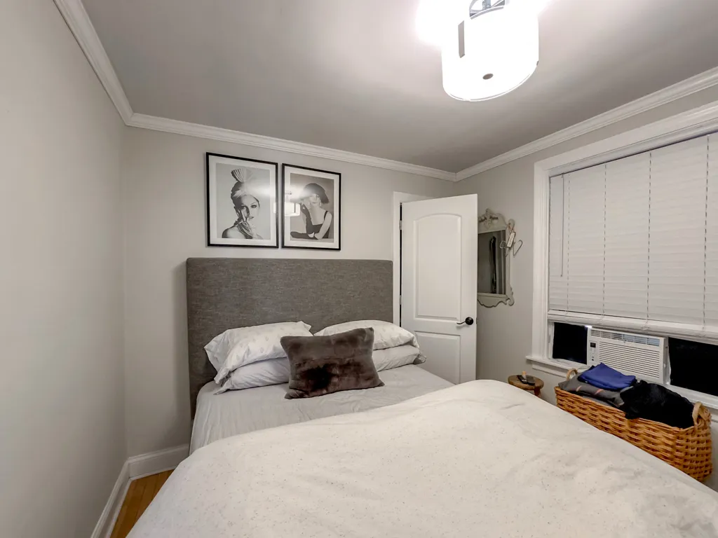 733 Elm St, Winnetka,  60093, USA 60093-unit#302-Chicago-IL