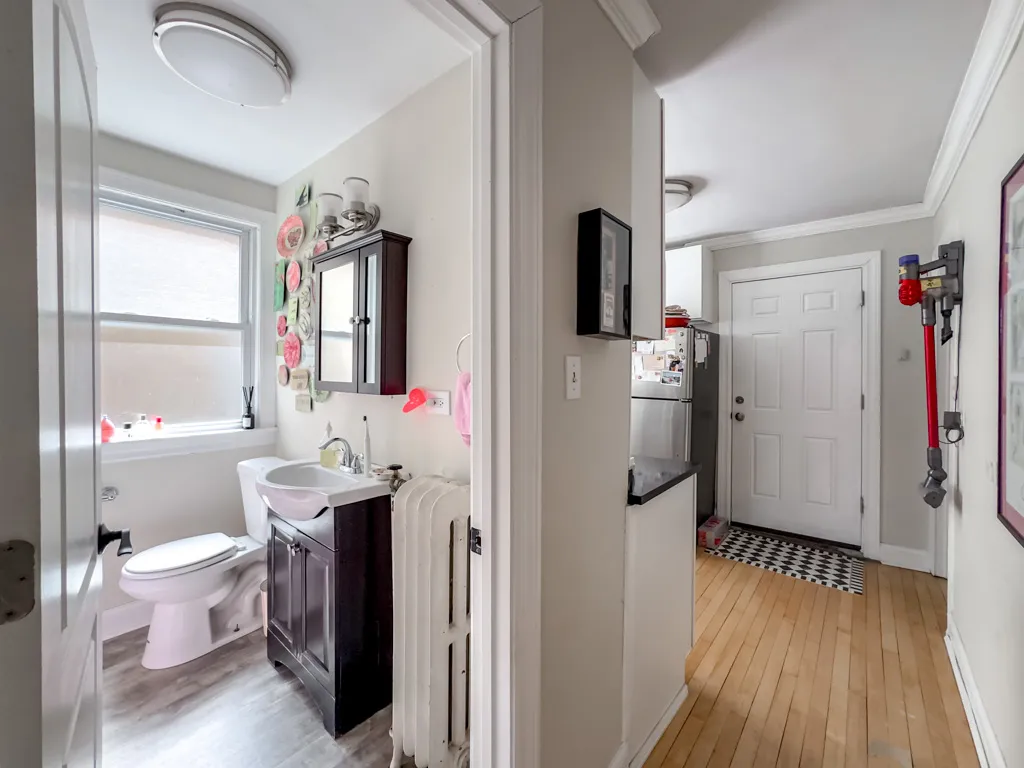 733 Elm St, Winnetka,  60093, USA 60093-unit#302-Chicago-IL