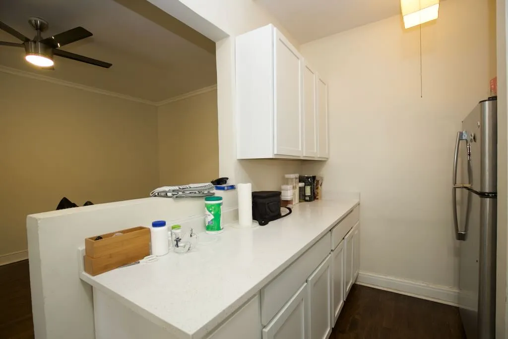 945 Judson Ave, Evanston,  60202, USA 60202-unit#1-Chicago-IL