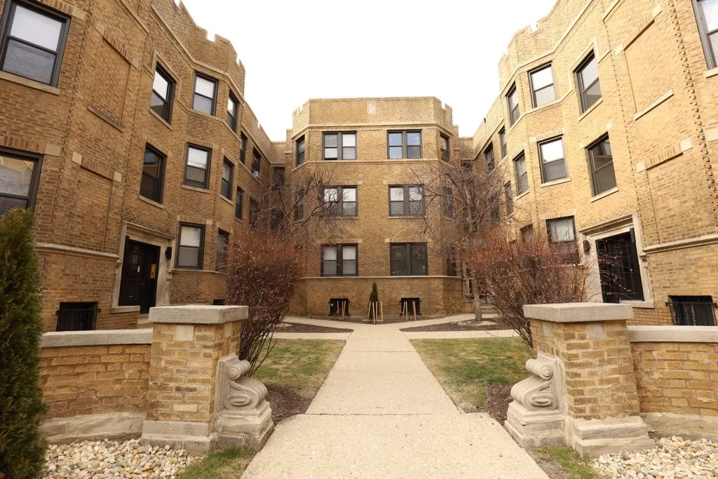 626 W Stratford Pl, , 60657, USA 60657-unit#2W-Chicago-IL