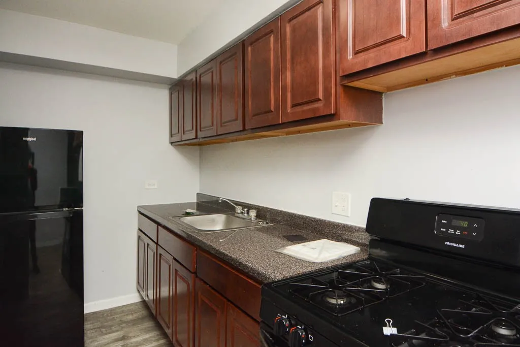 1040 W Hollywood Ave, ,  60660, USA 60660-unit#204-Chicago-IL