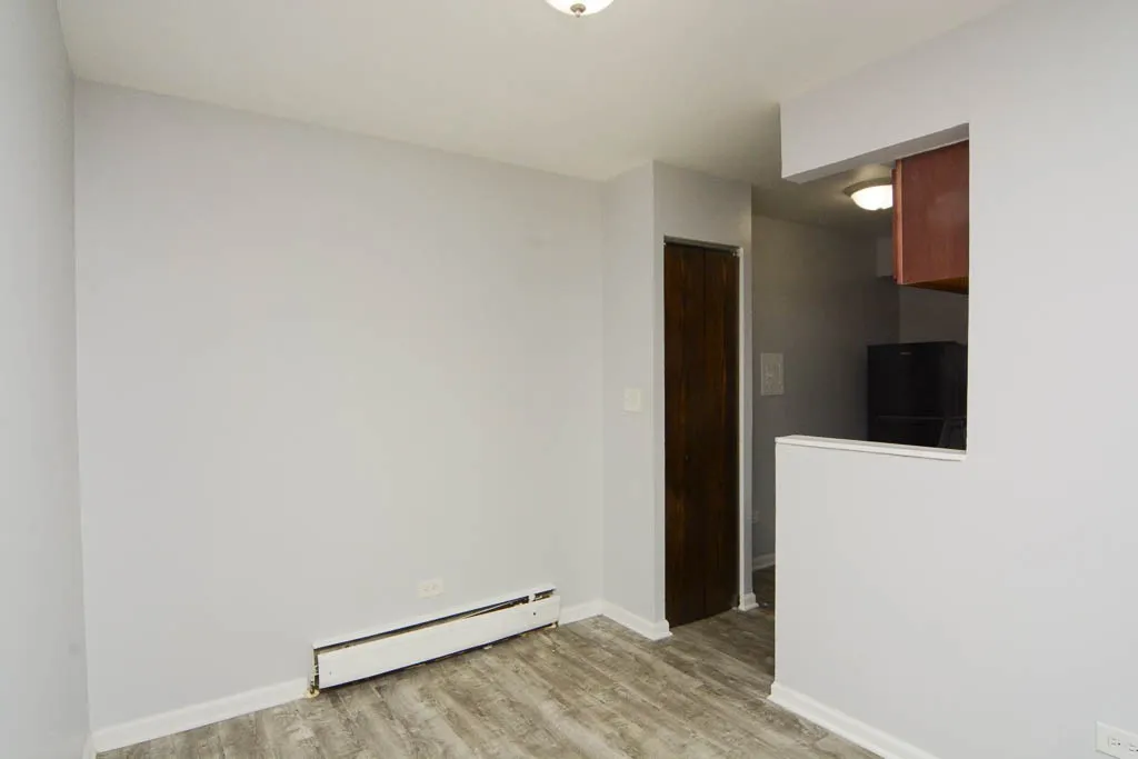 1040 W Hollywood Ave, ,  60660, USA 60660-unit#204-Chicago-IL