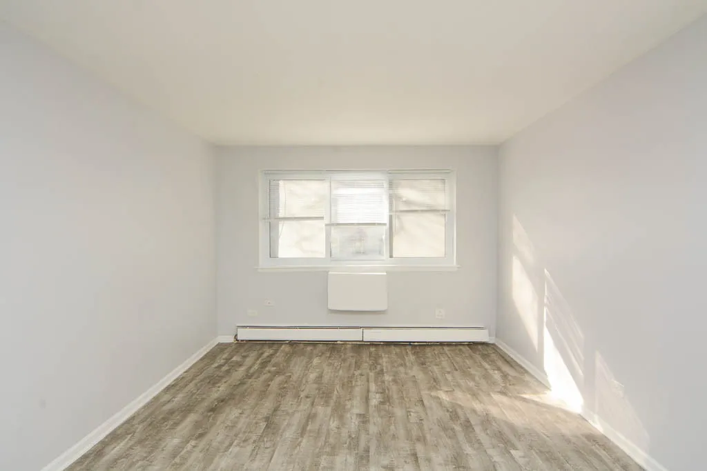 1040 W Hollywood Ave, ,  60660, USA 60660-unit#204-Chicago-IL